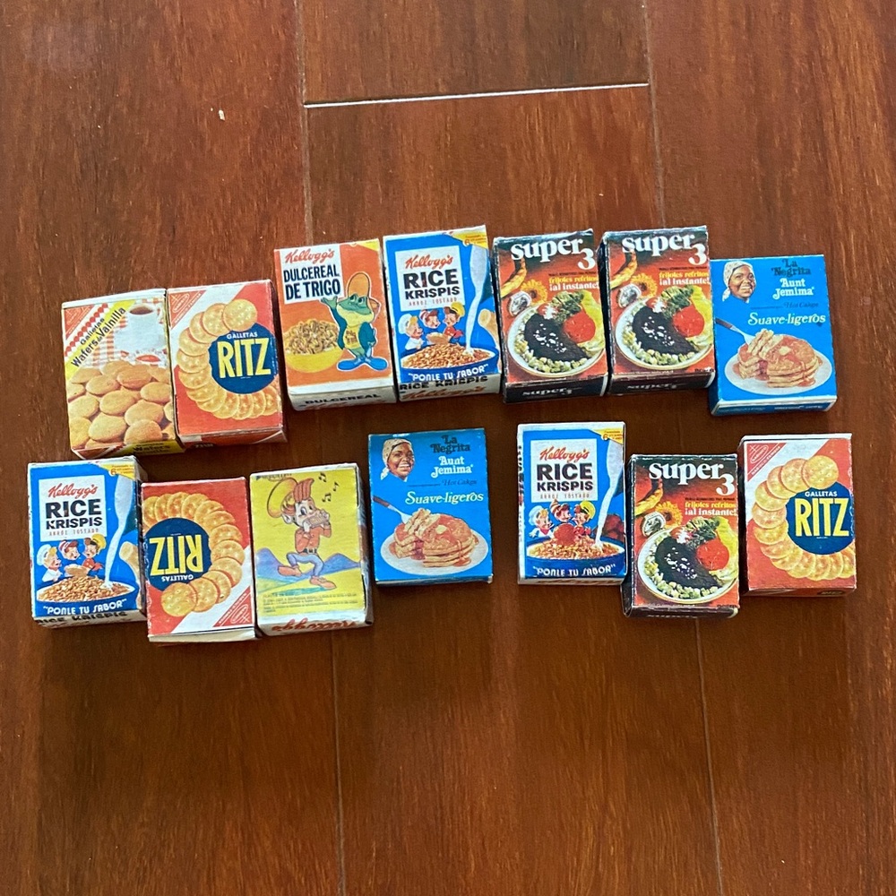 Miniature Kellogg's & Ritz Play Food Box Set - Assorted Blue, Red, Yellow